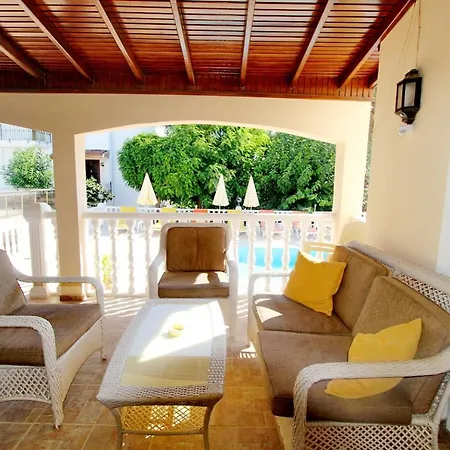 Uemit Villa فيلة