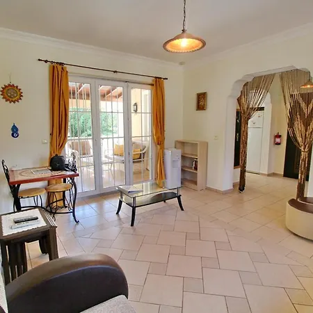 Uemit Villa فيلة *