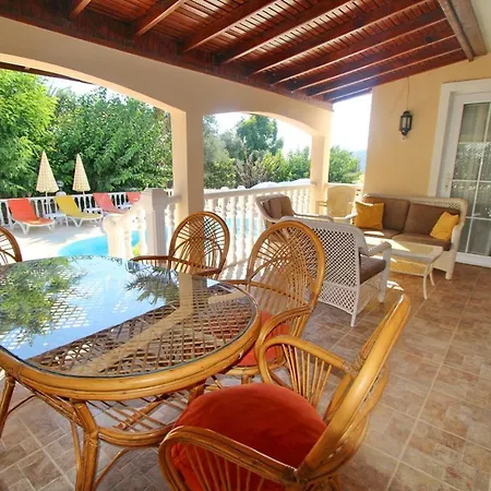 Uemit Villa * فتحية