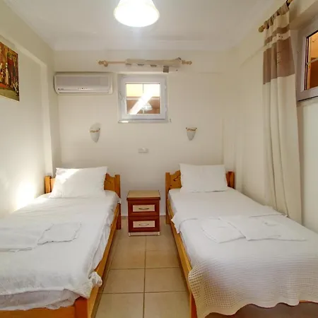 Uemit Villa فيلة